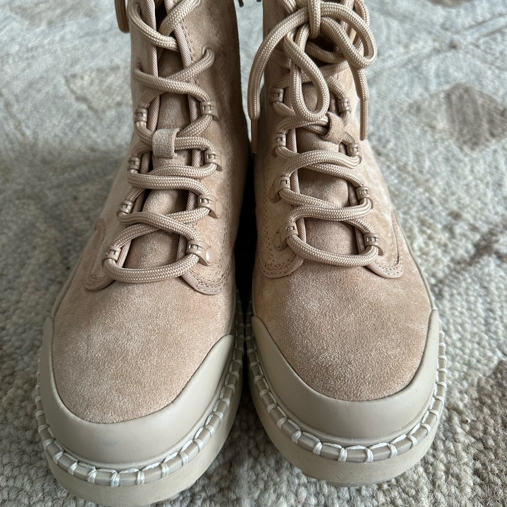 Universal Thread Kayson Boots Worn Once size 8.5